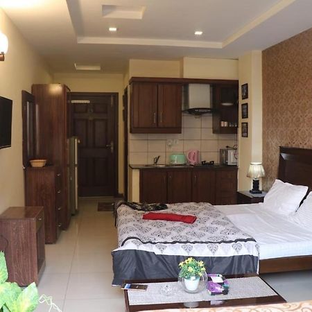 Cozy Studio Apartment In Bahria Town Rawalpindi Exteriör bild